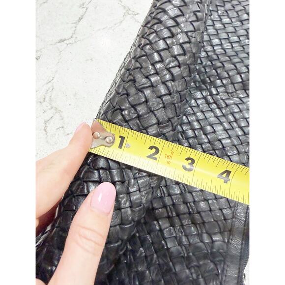 Unbranded TJmaxx Genuine Leather Woven Shoulder Bag Knotted Black - Picture 14 of 14